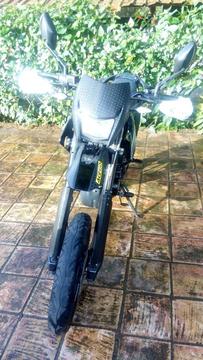 vendo mi moto dt bera 2013 todo al dia y en regla