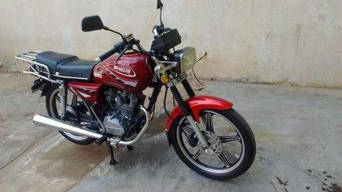 MD aguila cambio por carro doy diferencia SOLO CAMBIO