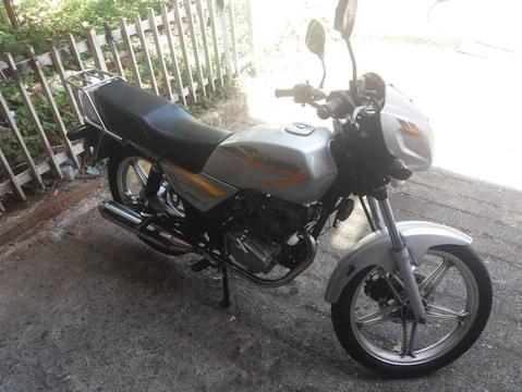 moto hj año 2011