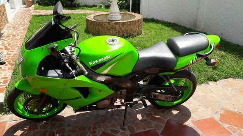 Vendo Moto