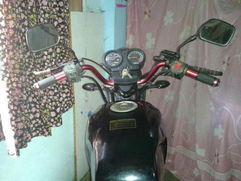 Vendo Moto