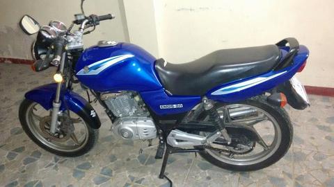 Vendo Moto en Suzuki