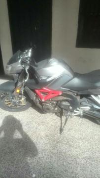 Moto Rk6 Año 2014