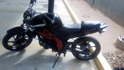 Moto Um Xtreet