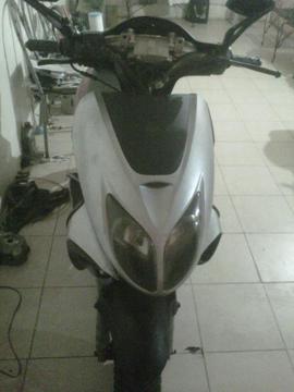 vendo moto matrix elegance