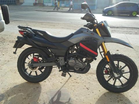 Moto Tx 200 Año 2013