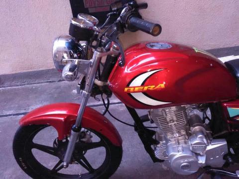 Vendo Moto Bera