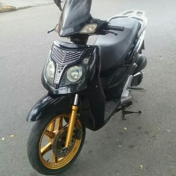 Vendo Moto Aulok 2011