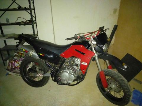 Vendo O Cambio Skigo 250cc Especial