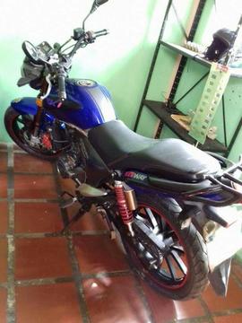 Vendo Moto Rkv 200