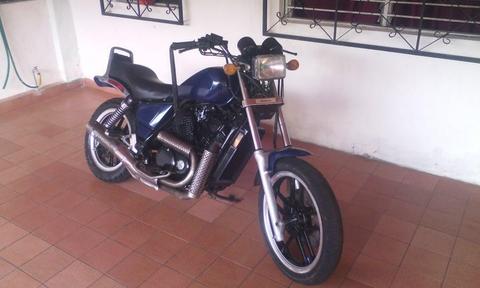 vendo o cambio moto HONDA SHADOW 600cc