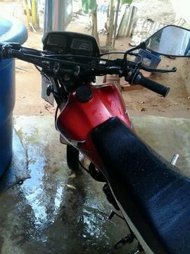 Vendo Moto Yamaha Dt