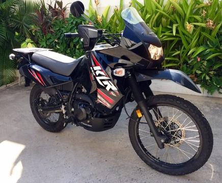 KLR 650 en perfecto estado 2013