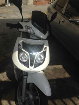 Se Vende Outloock 2013