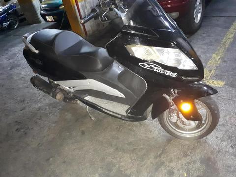 VENDO BELLA MOTO SKYGO 2013