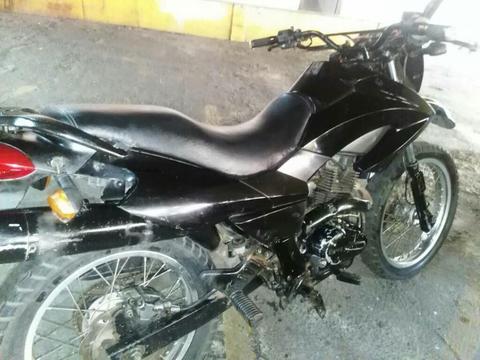 Vendo Moto por Motivos de Viaje