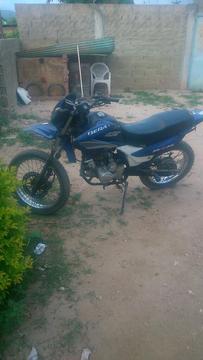 Vendo Moto 200 Dt