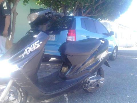 Moto Yamaha Axis