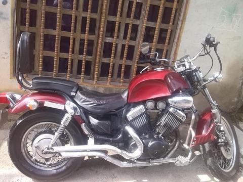 Se vende moto Yamaha año 1987