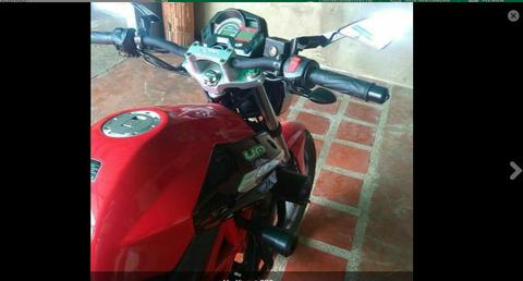 Se vende o se aceptan cambio UM XTREET 2014 230CC ACEPTO CELULAR