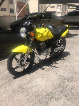 Se Vende Moto Suzuki en 2016