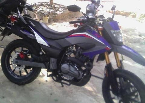 vendo mi moto tx 2014 virgaaa