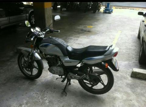 Suzuki en 125