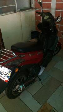 Vendo Moto Matrix Elegance 2010