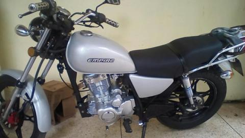 Vendo Moto Empire