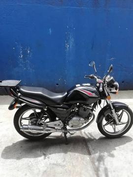 Vendo suzuki en 125 ao 2012