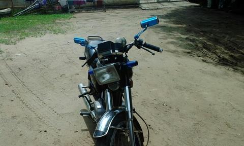Moto Suzuki