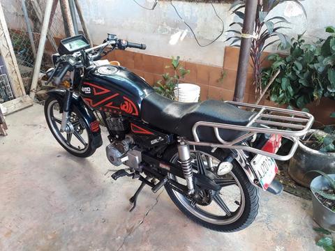 Vendo Moto Md 2013