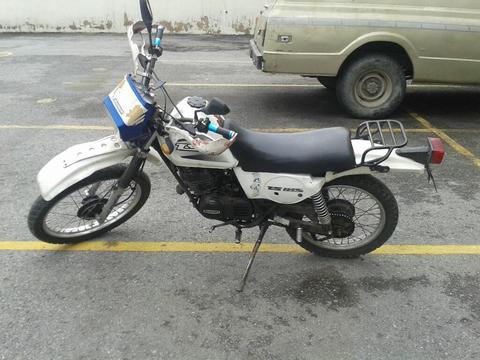 Vendo O Cambio Mi Moto Suzuki