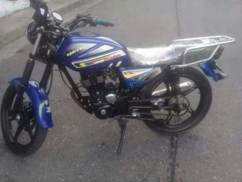 Se Vende Moto 2013