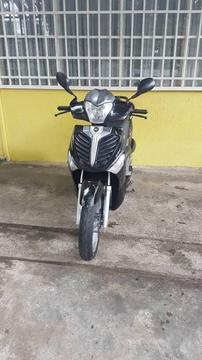 Moto Outlook Año 2014 Bella Y Barata