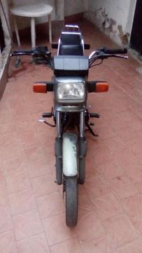 se vende moto skygo SG150 2013