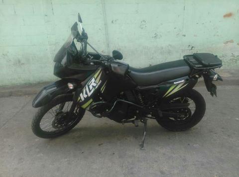 Vendo Klr 650 2013 con 3400 Kilm