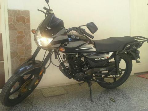 Vendo Moto Casi Nueva