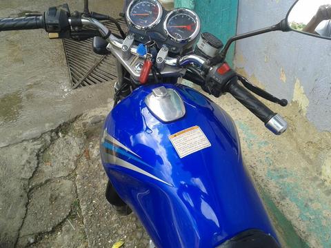 Moto Suzuki en 125