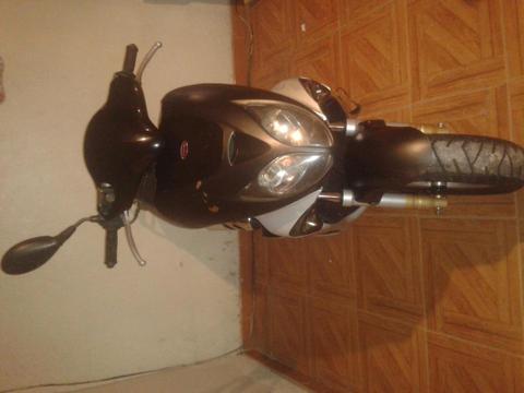 VENDO MI MOTO