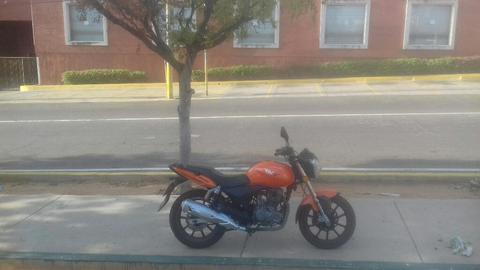 Moto Rkv Buen Estado