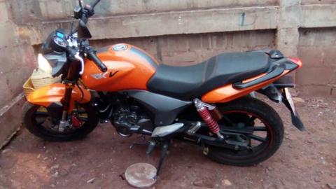 Vendo Moto Rkv 2013 Ocambio