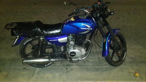 Vendo Moto Bera 200