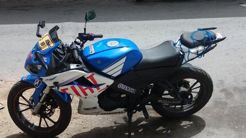 moto 200 cc buenas condiciones de todo