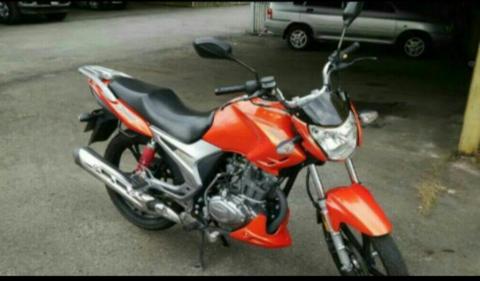 Se Vende Moto Suzuki Hj, (0414)013-67-46