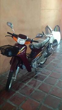 vendo moto md tucan como nueva esta buena