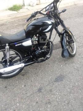 vendo moto bera 200 año 2014