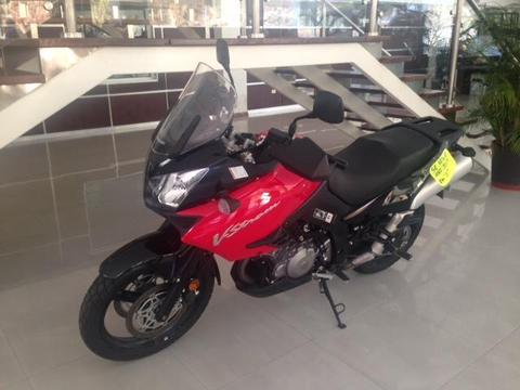 SE VENDE MOTO SUZUKI VSTROM