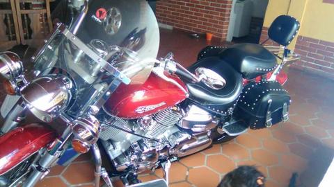 Vendo Moto Drag Star