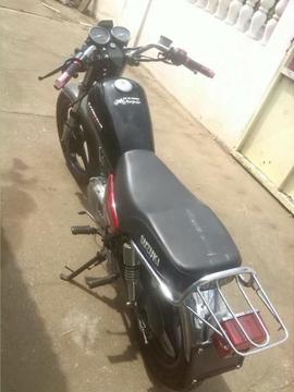 Vendo Moto